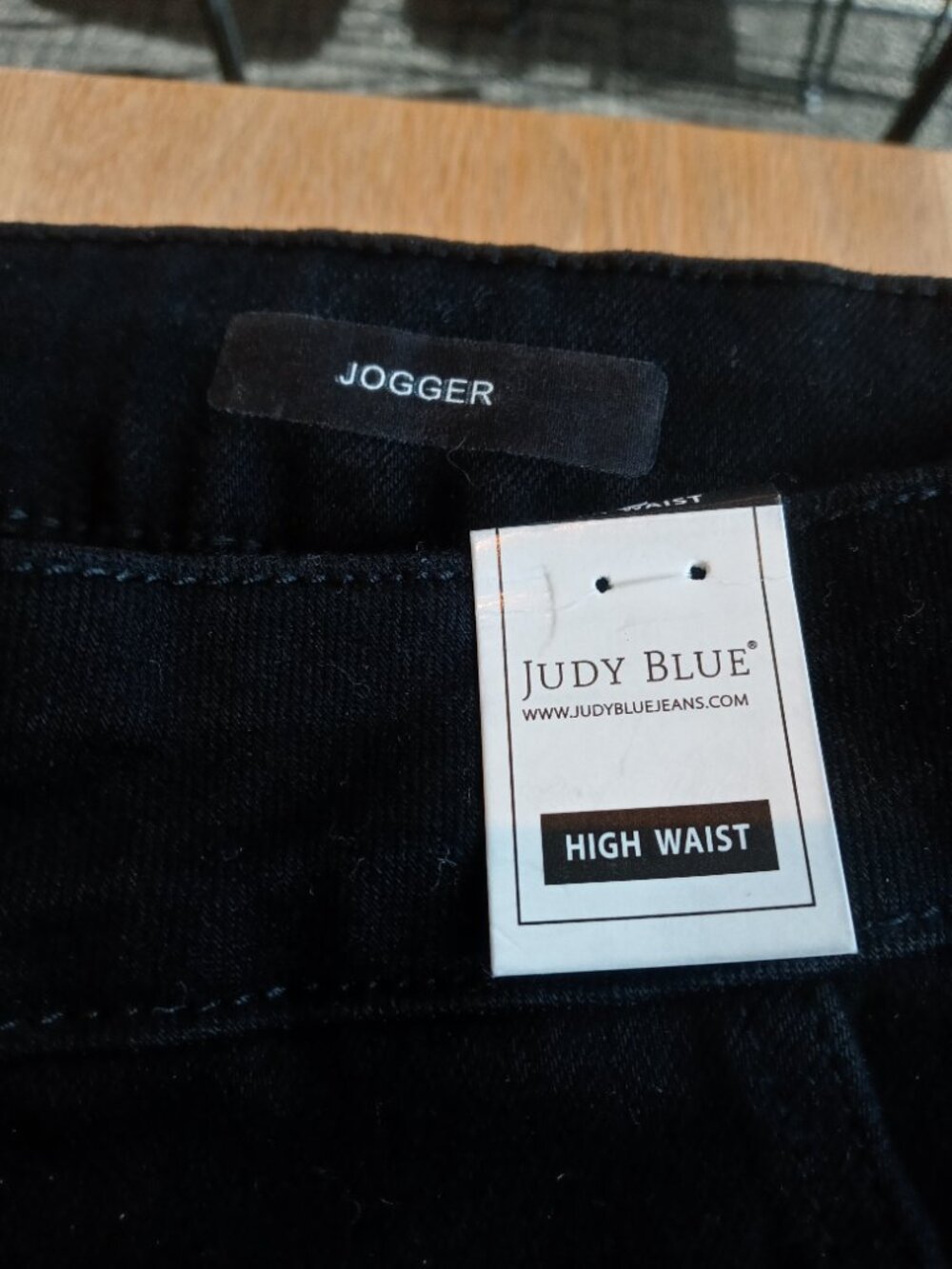 NWT JUDY BLUE plus jogger denim pants in black (18W) - Picture 5 of 15